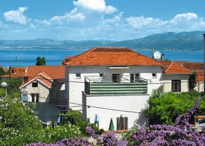 Studio Apartment * Supetar