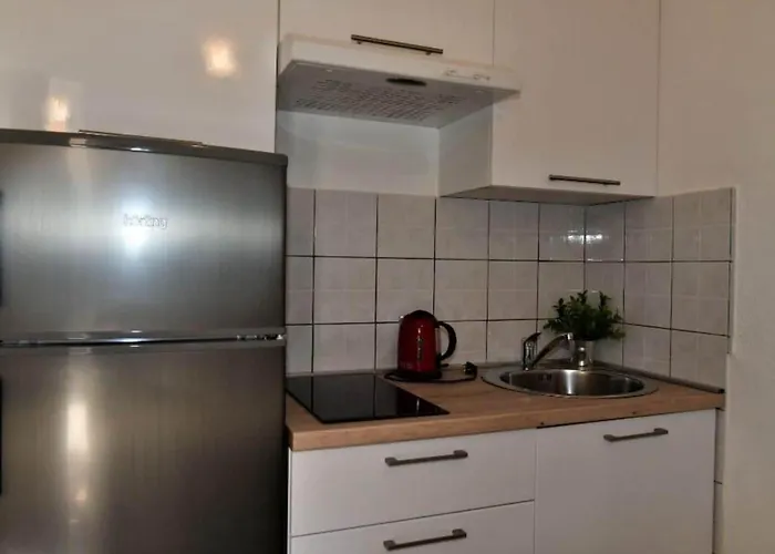 Studio Apartment Supetar
